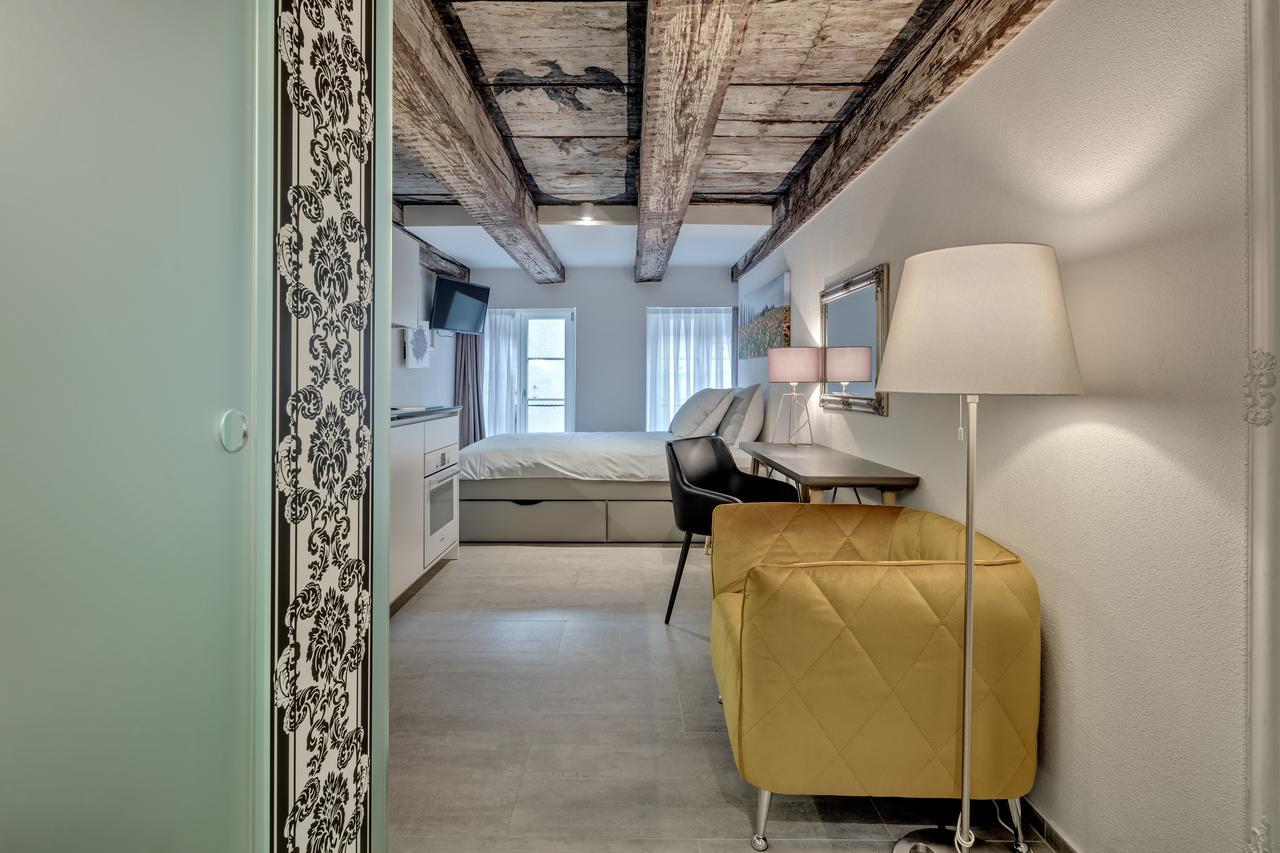 Smartroom The Residence La Cittadella Baden Exterior photo